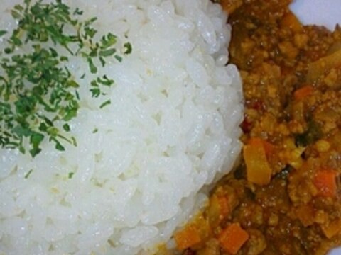 カレー粉で作る…野菜たっぷり!!ドライカレー